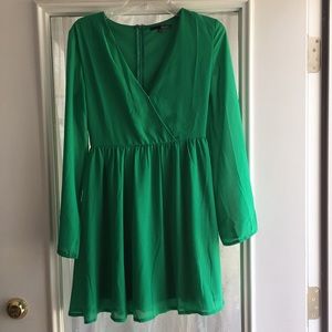 LuLus Small Green Dress